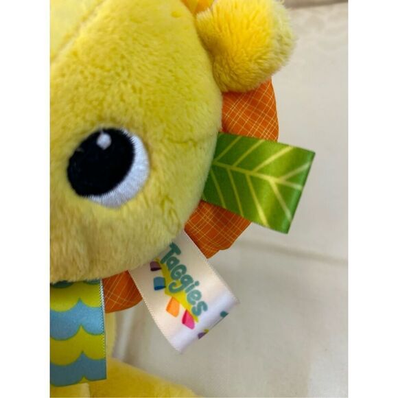 Bright Starts Taggie plush yellow lion rattle toy replacement - Picture 3 of 7